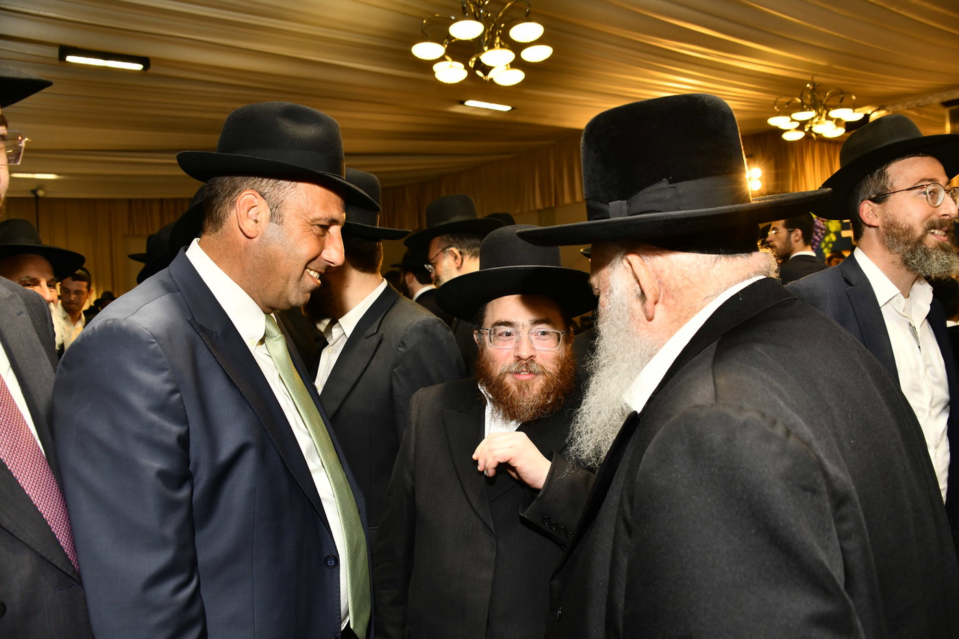 שמחת נישואי בתו של מנחם שפירא