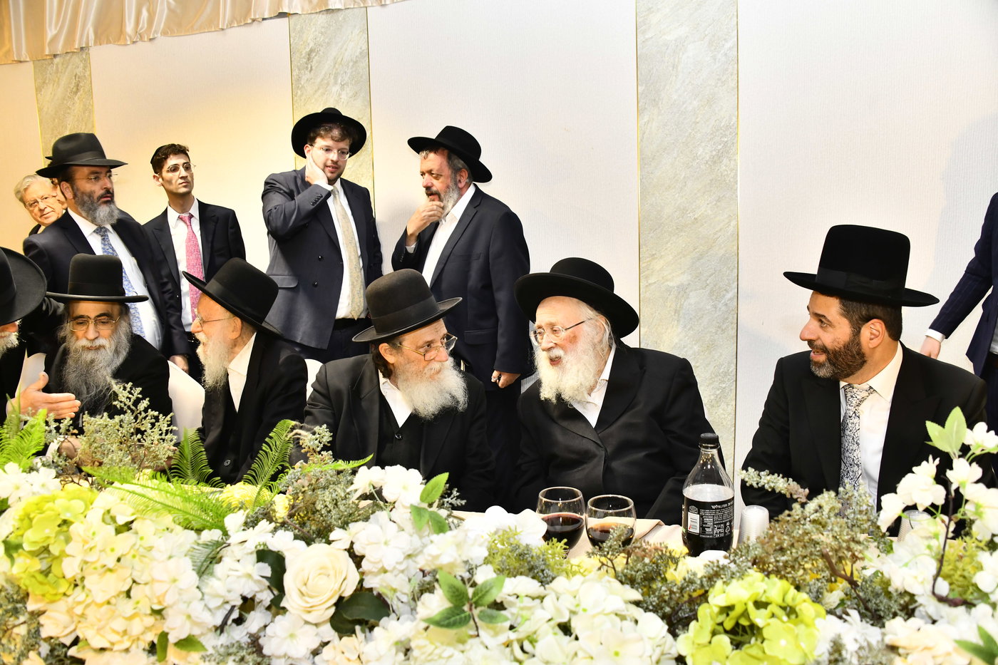 שמחת נישואי בתו של מנחם שפירא