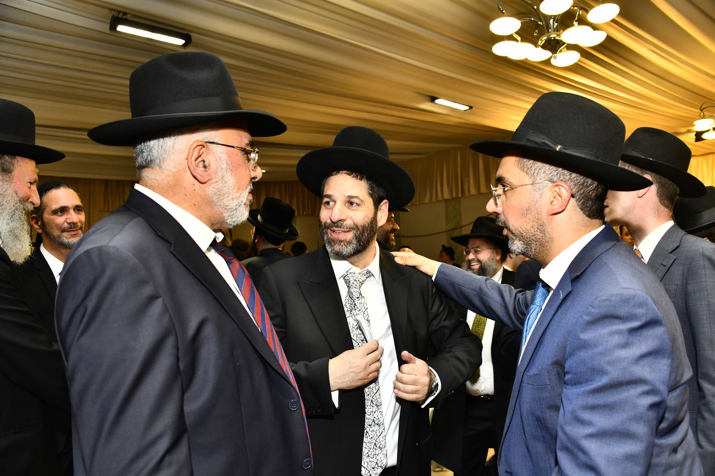 שמחת נישואי בתו של מנחם שפירא