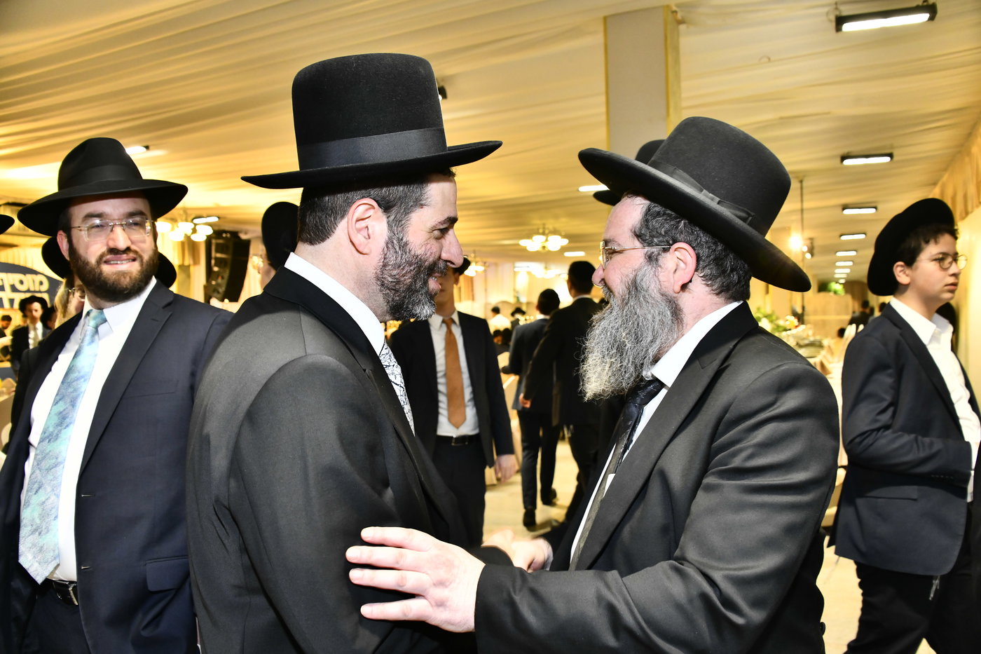 שמחת נישואי בתו של מנחם שפירא