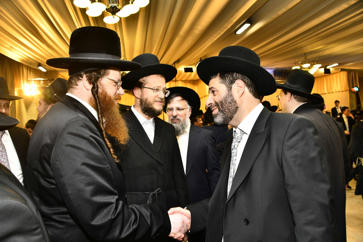 שמחת נישואי בתו של מנחם שפירא