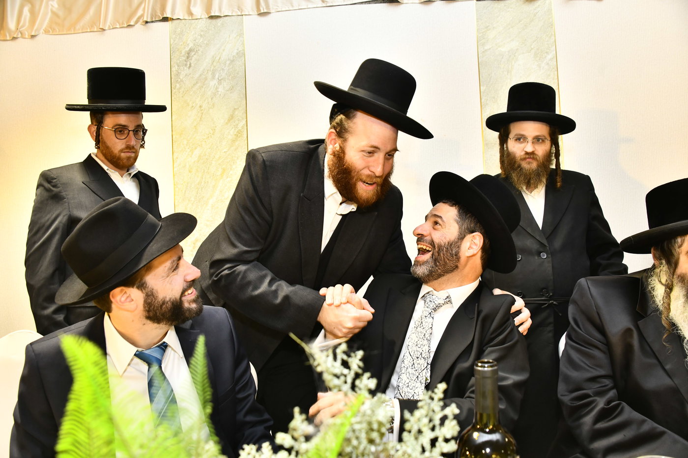 שמחת נישואי בתו של מנחם שפירא