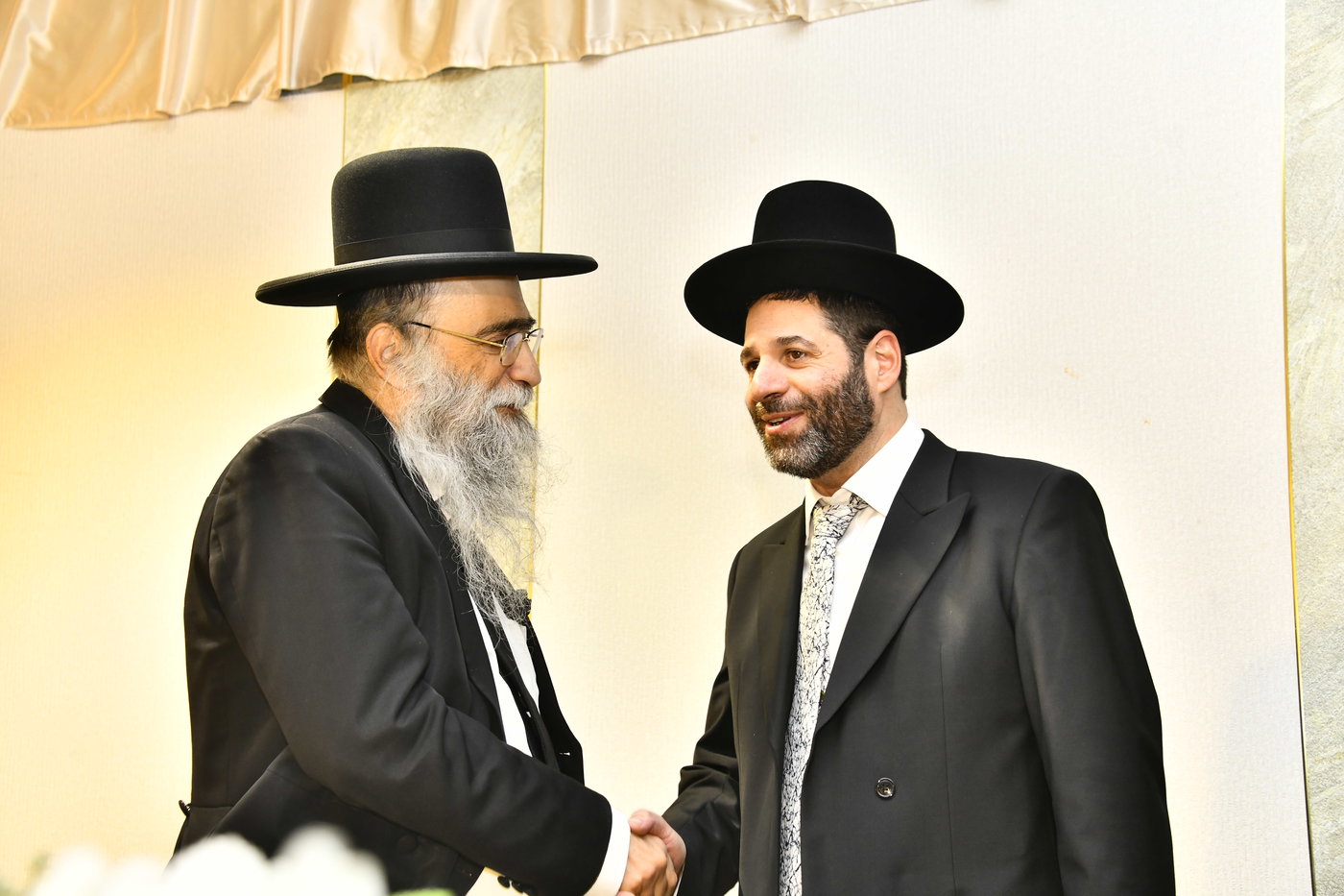 שמחת נישואי בתו של מנחם שפירא