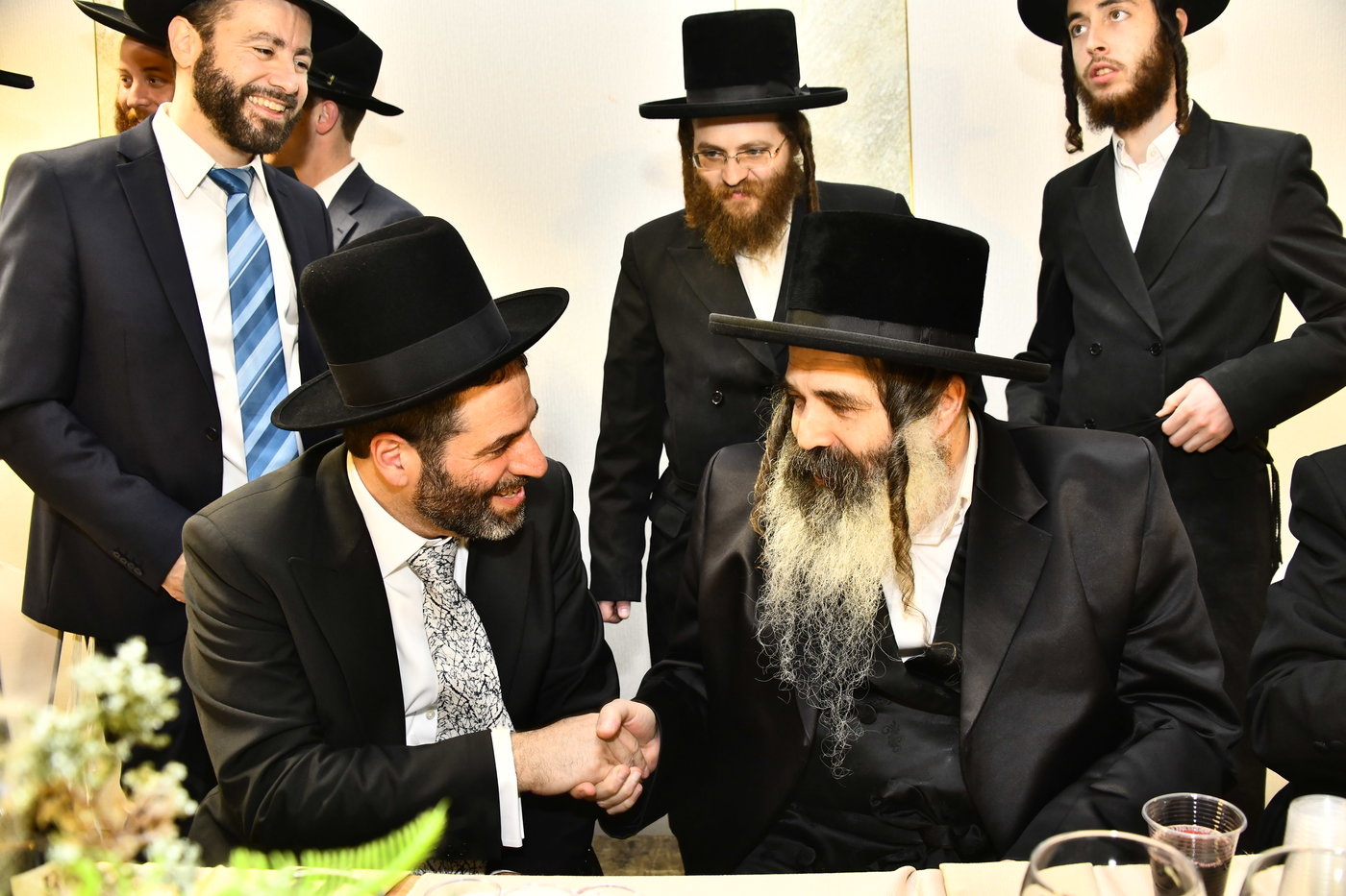 שמחת נישואי בתו של מנחם שפירא