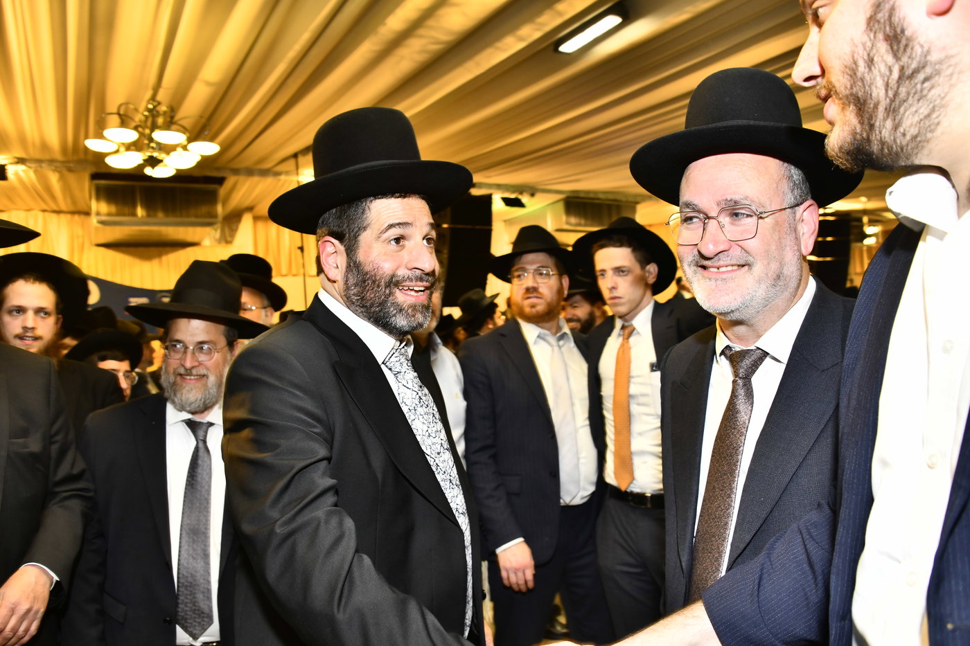 שמחת נישואי בתו של מנחם שפירא