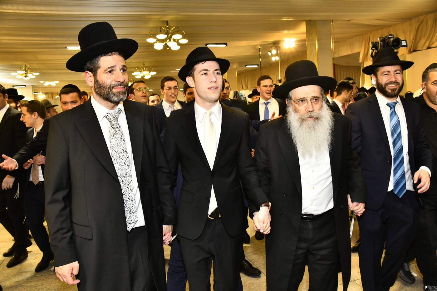 שמחת נישואי בתו של מנחם שפירא