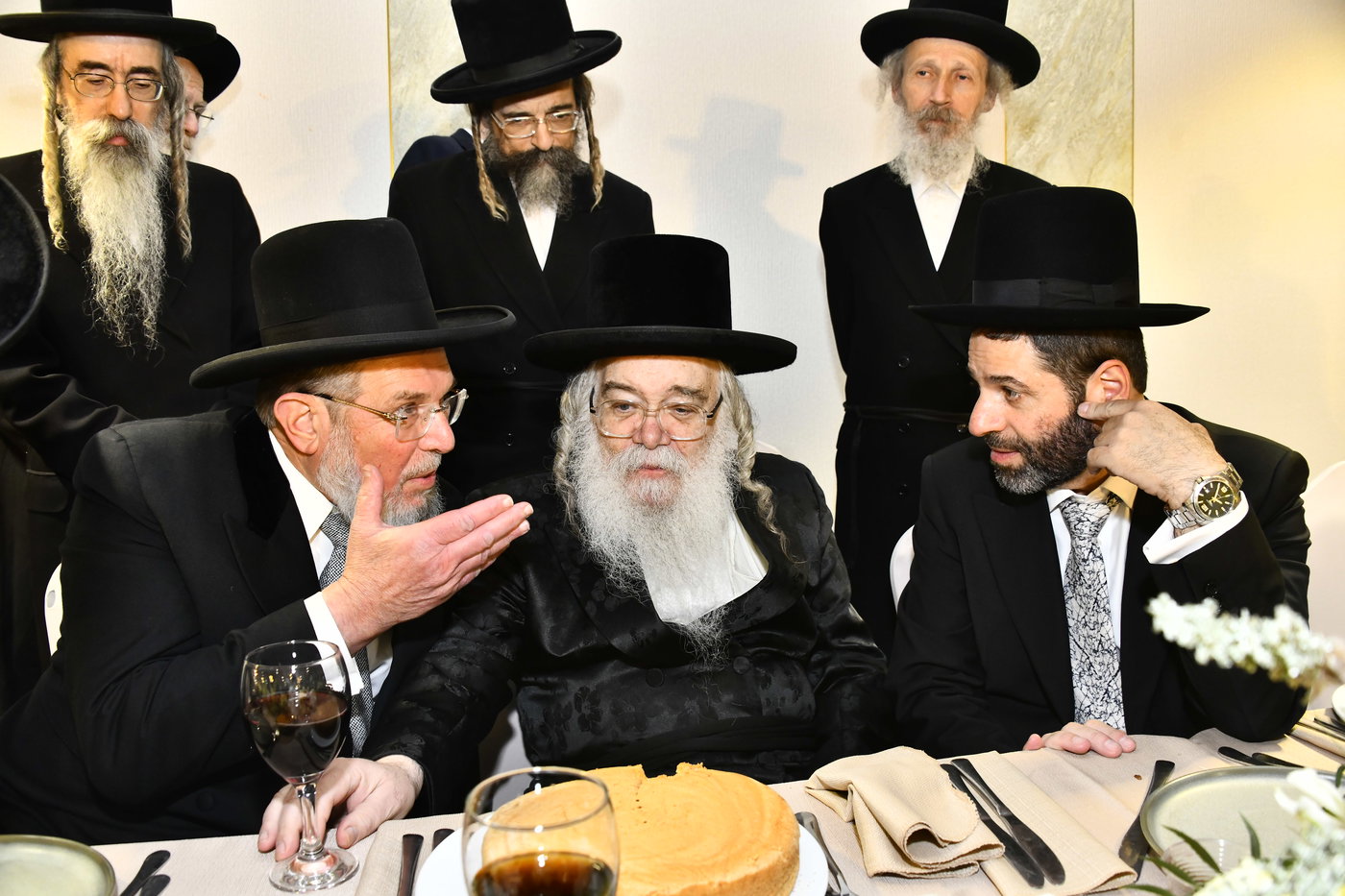 שמחת נישואי בתו של מנחם שפירא