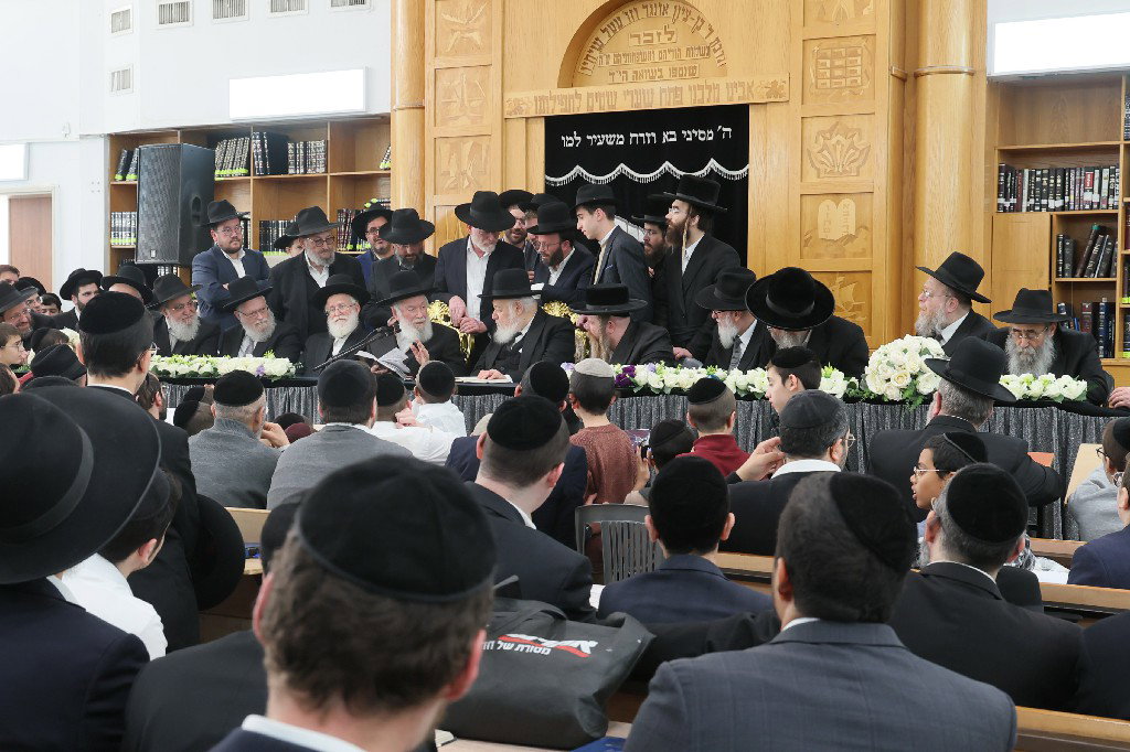 הגר"י זילברשטיין בביקור חיזוק ברחובות