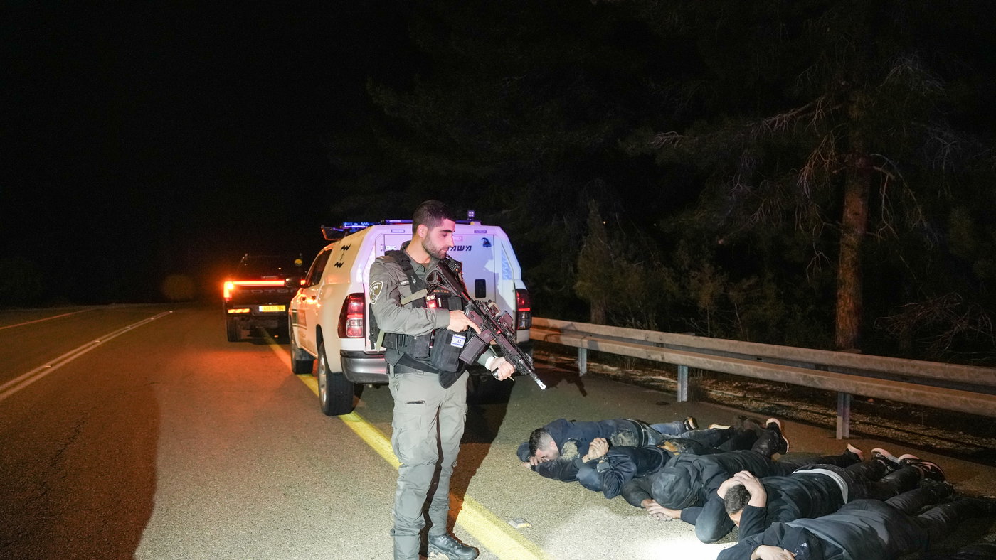 השב"חים לאחר שנתפסו