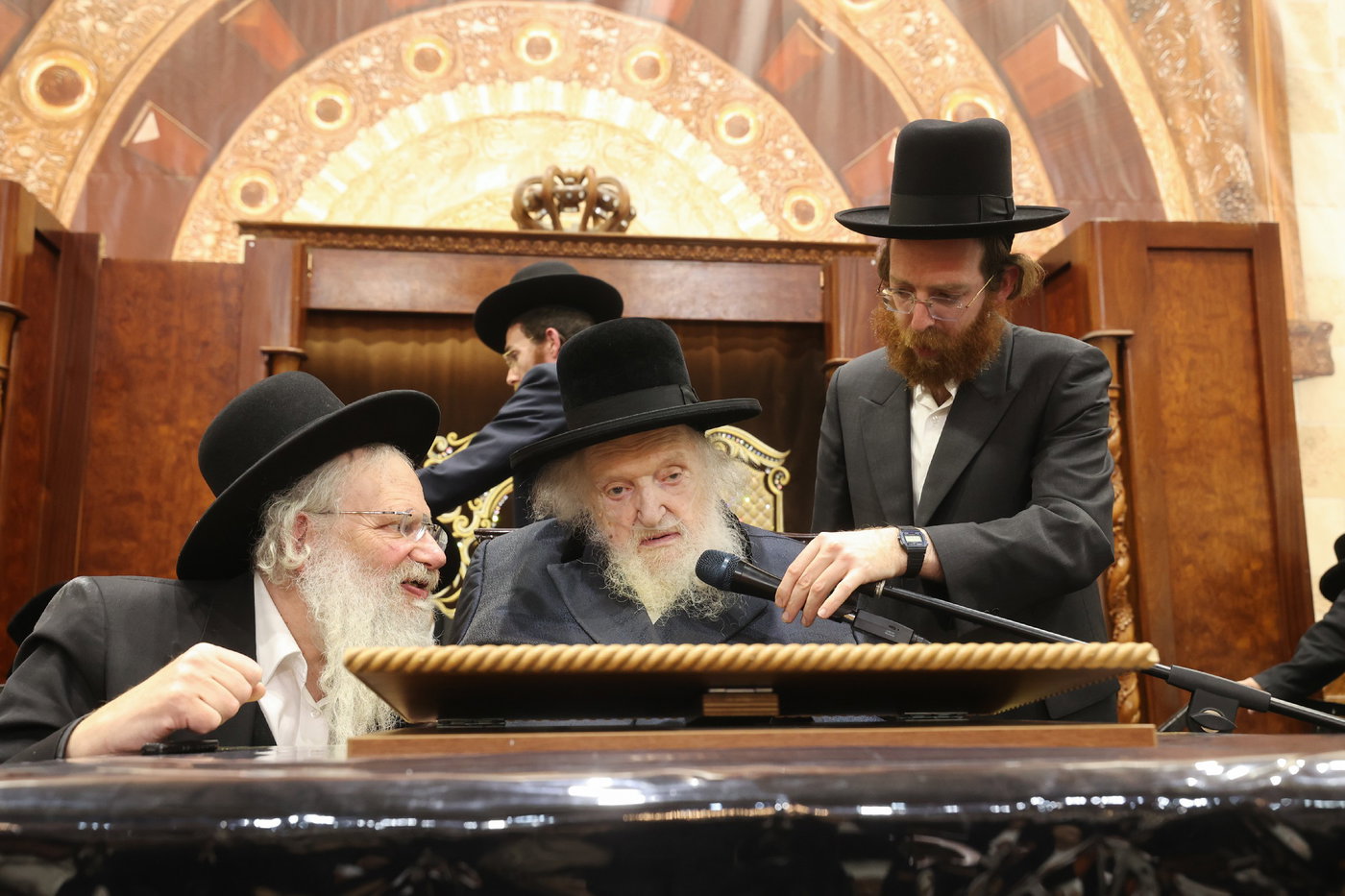 הגר"מ שטרנבוך בדרשת שבת הגדול