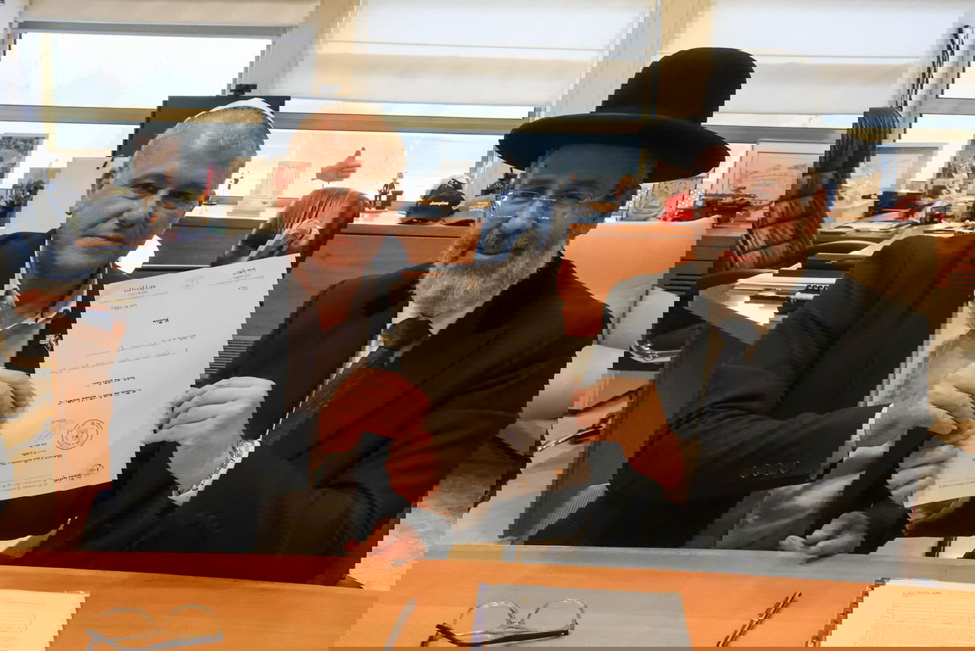 מכירת חמץ בכנסת