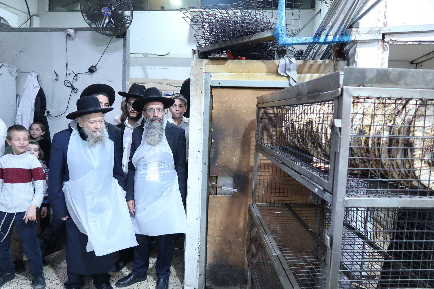 המקובל הגה"צ רבי דוד בצרי באפיית מצות