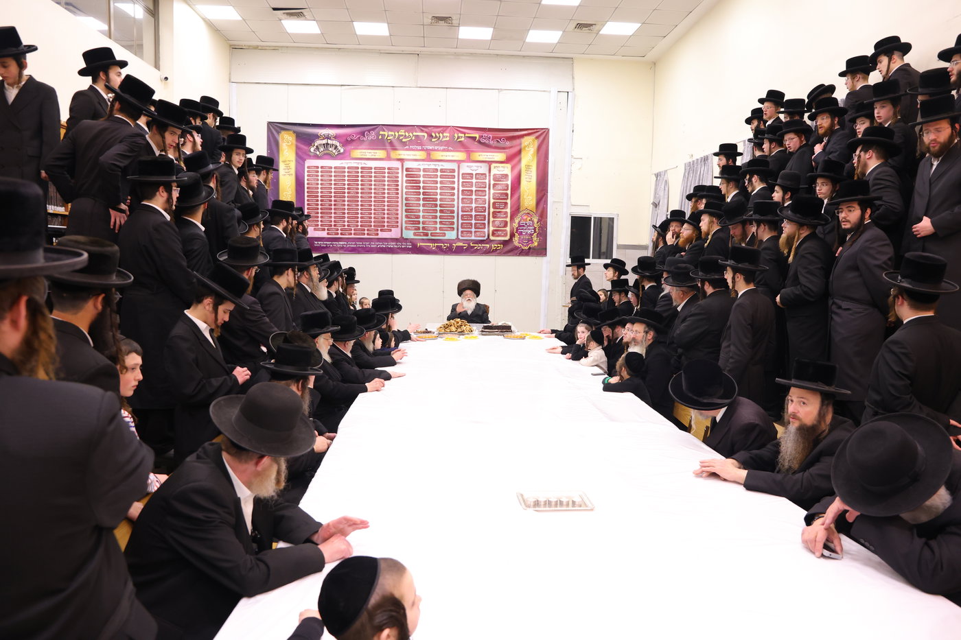 האדמו"ר מנדבורנה ירושלים בברכת האילנות