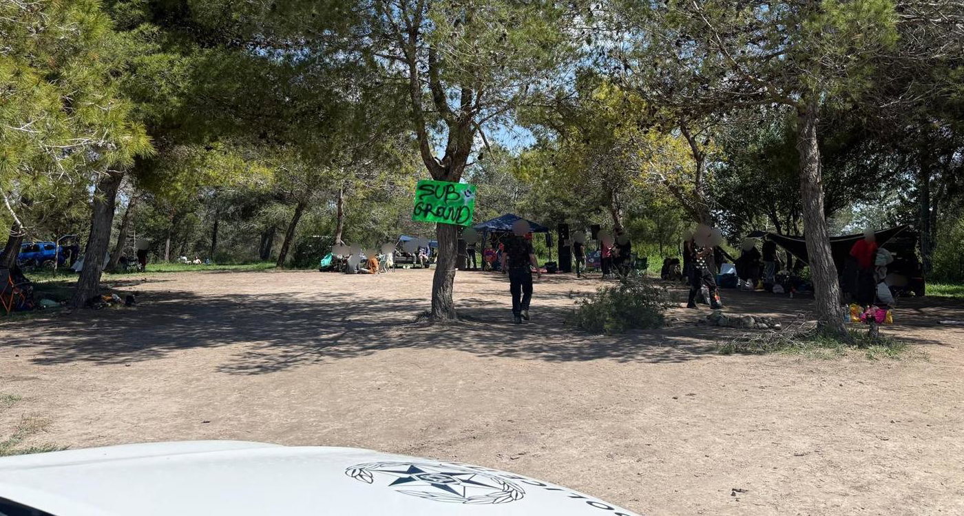 דקות אחרי אזעקה: כך התגלתה התקהלות אסורה של עשרות צעירים ביער