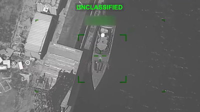 תיעוד דרמטי מלב ים: כך צבא ארצות הברית משמיד את חיל הים האיראני