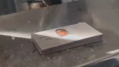 בית הקפה נהרס מטיל איראני ורק ה'מזמור לתודה' שקיבלו ממגי טביבי - שרד | תיעוד