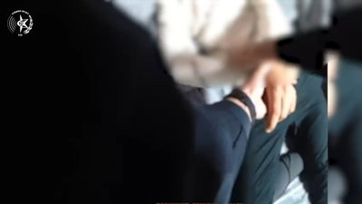 דוהר בפראות: הנהג שכמעט ריסק רכבים בנתיב הנגדי נשלף מהסדינים | צפו