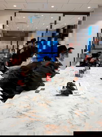 האדמו"רים התגייסו | המגבית המיוחדת בבתי פטרוני חב"ד למען "מעות חיטים"