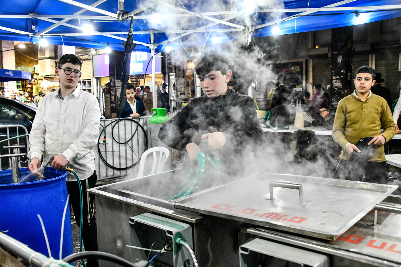 אווירת ערב חג הפסח בבני ברק