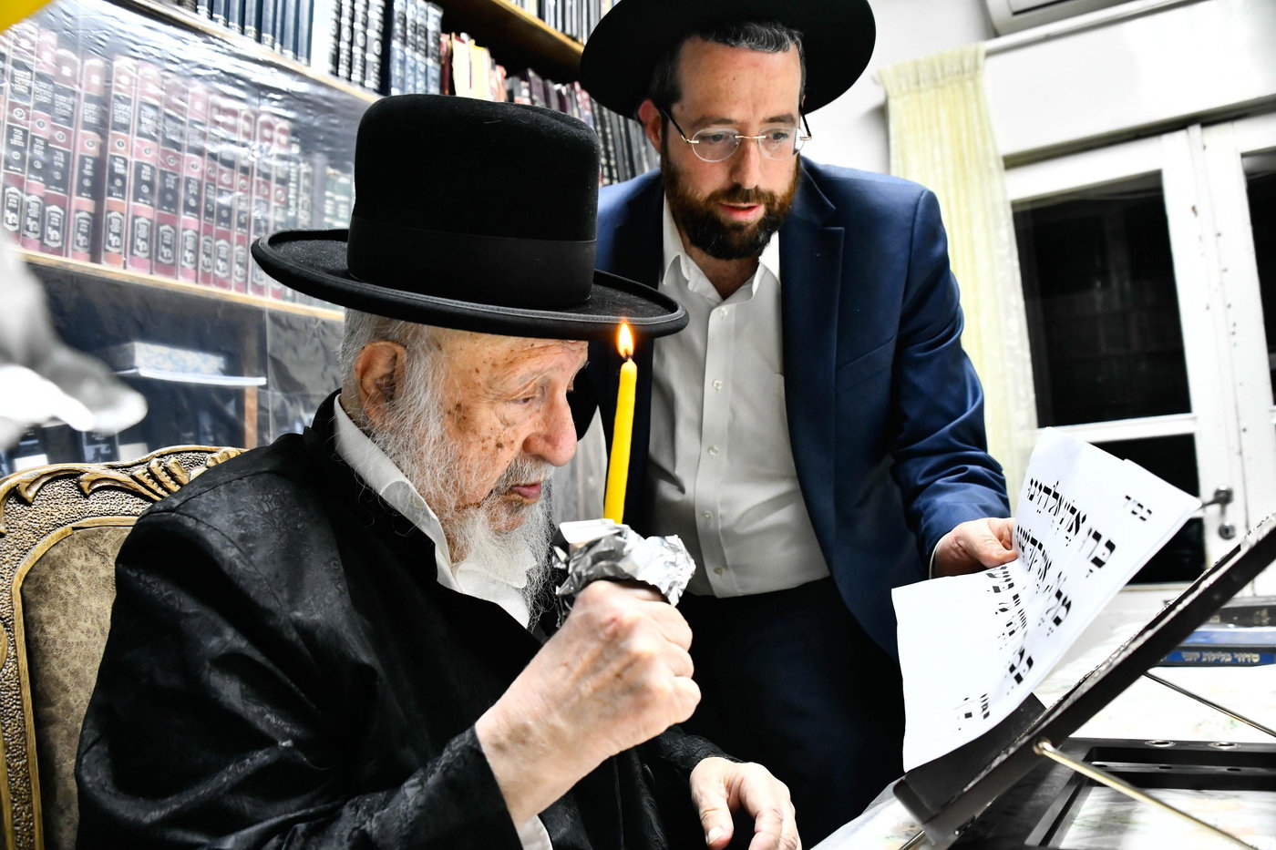 הגרב"ד פוברסקי בבדיקת חמץ