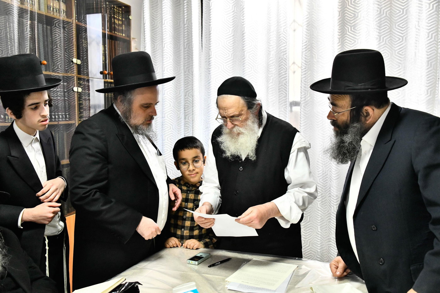 מכירת חמץ בבד"ץ של הגר"נ קרליץ