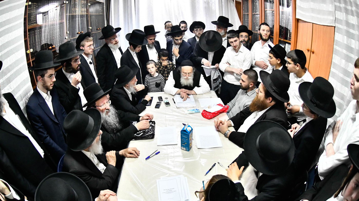 מכירת חמץ בבד"ץ של הגר"נ קרליץ