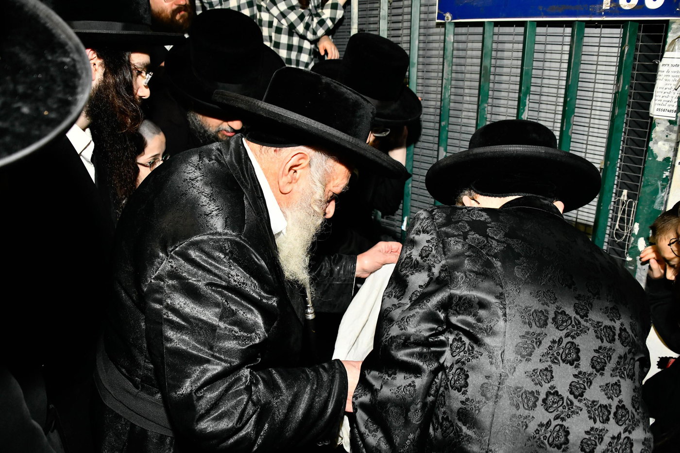 האדמו"ר מדעעש במים שלנו