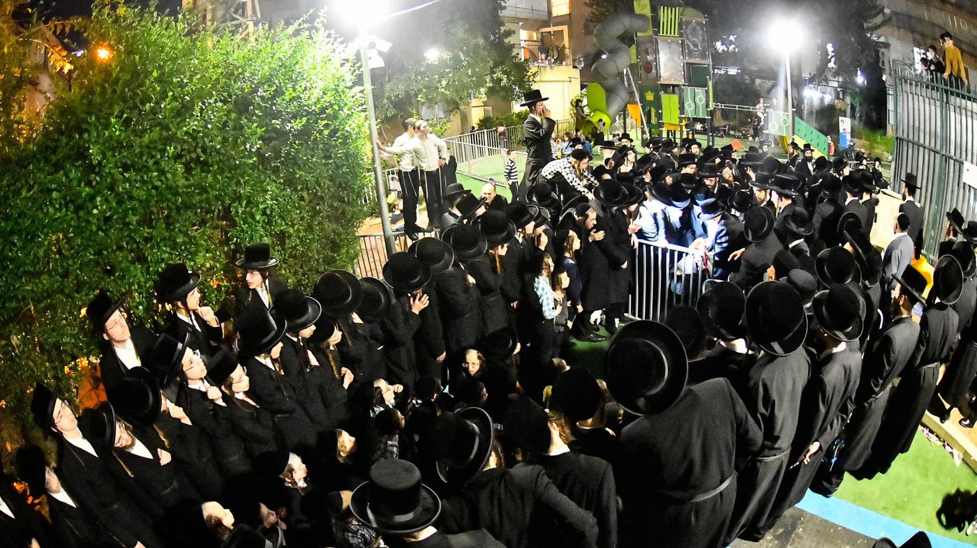 האדמו"ר ממכנובקא בעלזא במים שלנו