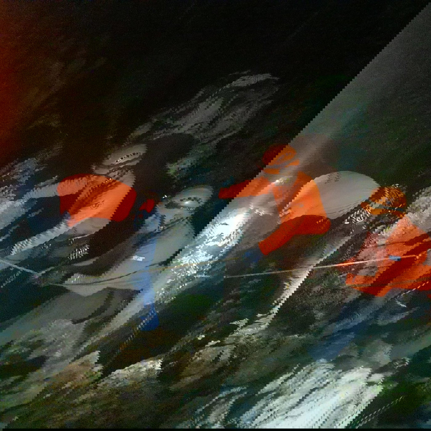 החילוץ ממערת זווית