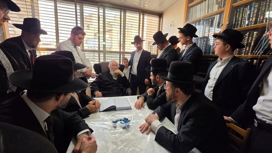 נציגי דגל התורה אצל הגר"י זילברשטיין