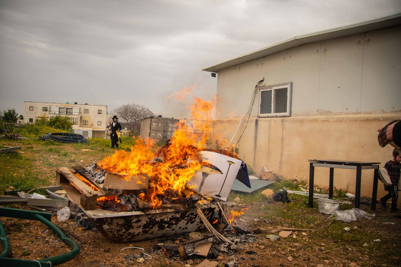 שריפת חמץ בעמנואל