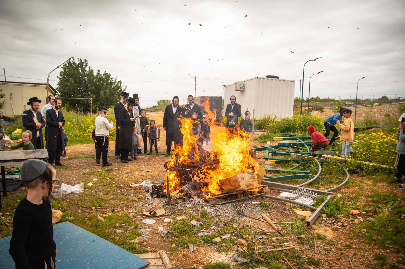 שריפת חמץ בעמנואל