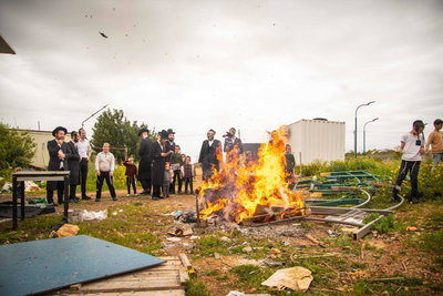 שריפת חמץ בעמנואל