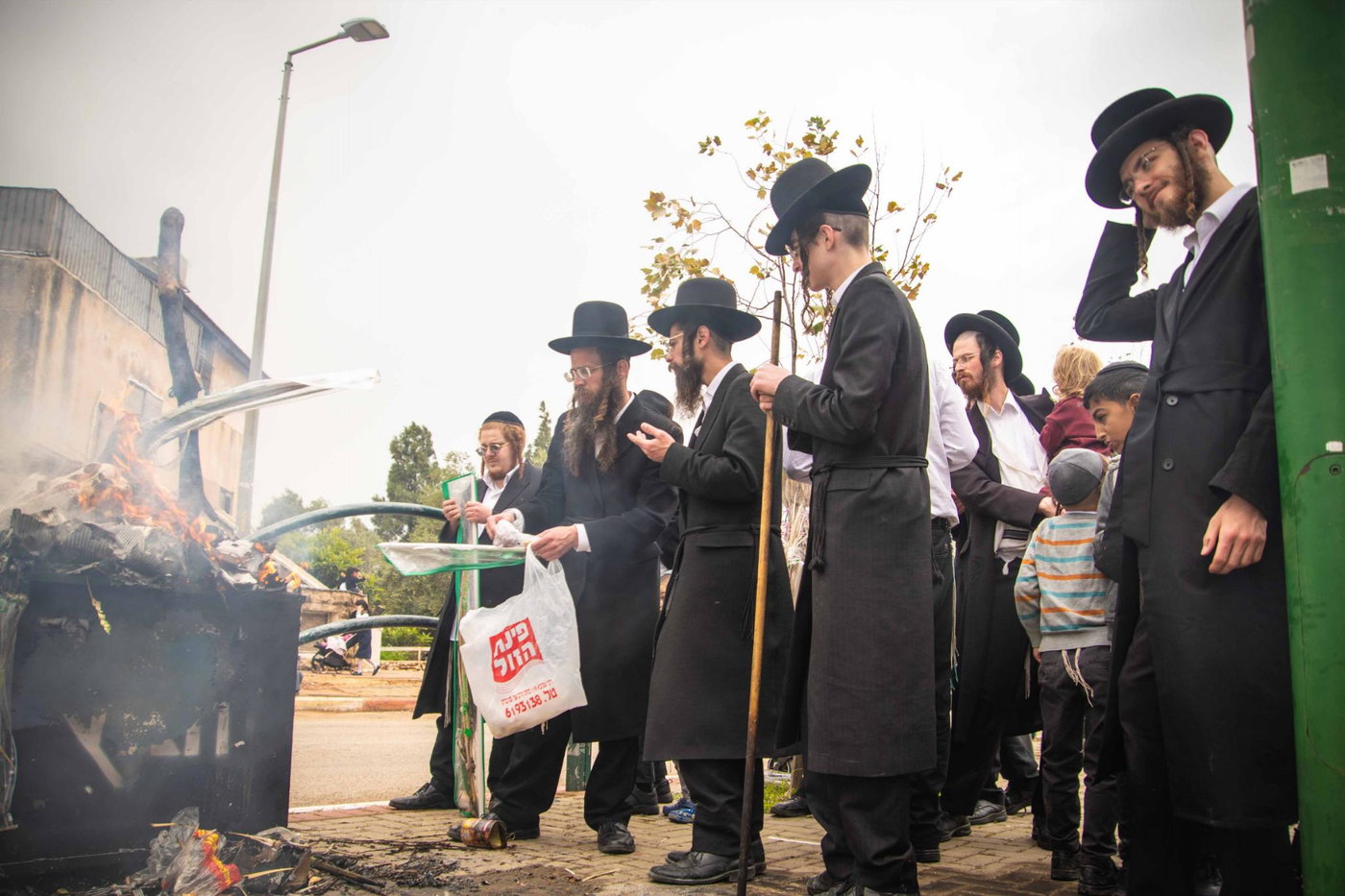 שריפת חמץ בעמנואל