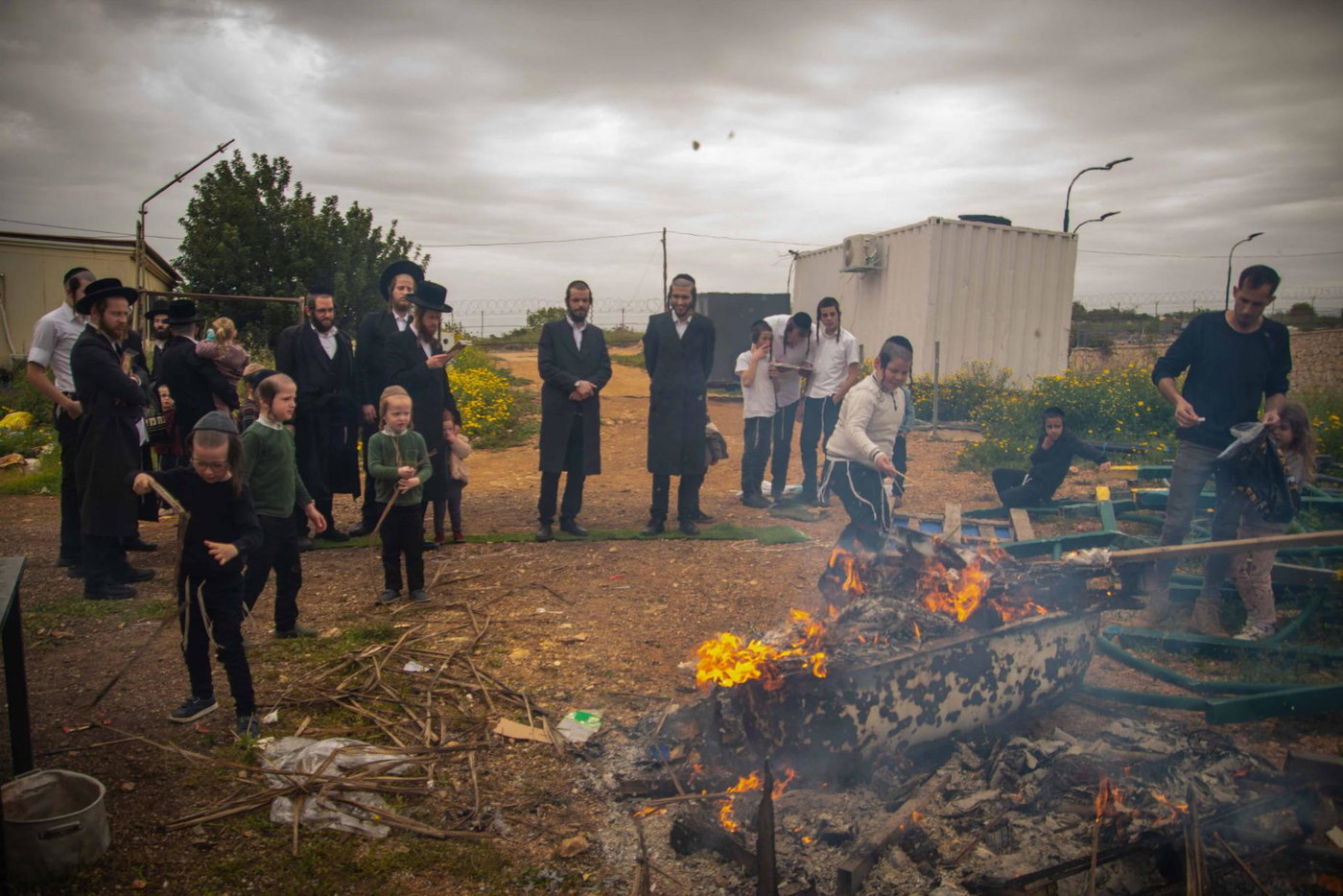 שריפת חמץ בעמנואל