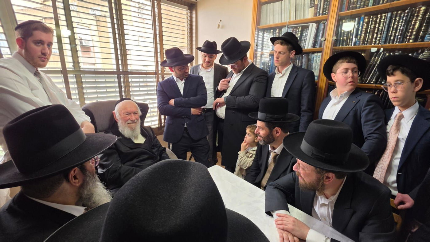 נציגי דגל התורה אצל הגר"י זילברשטיין