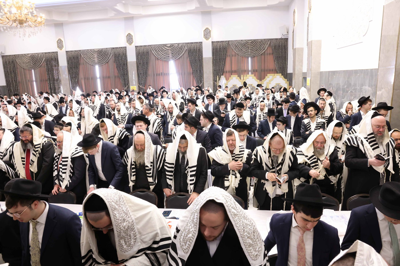 ברכת כהנים בהיכל ישיבת טשכנוב