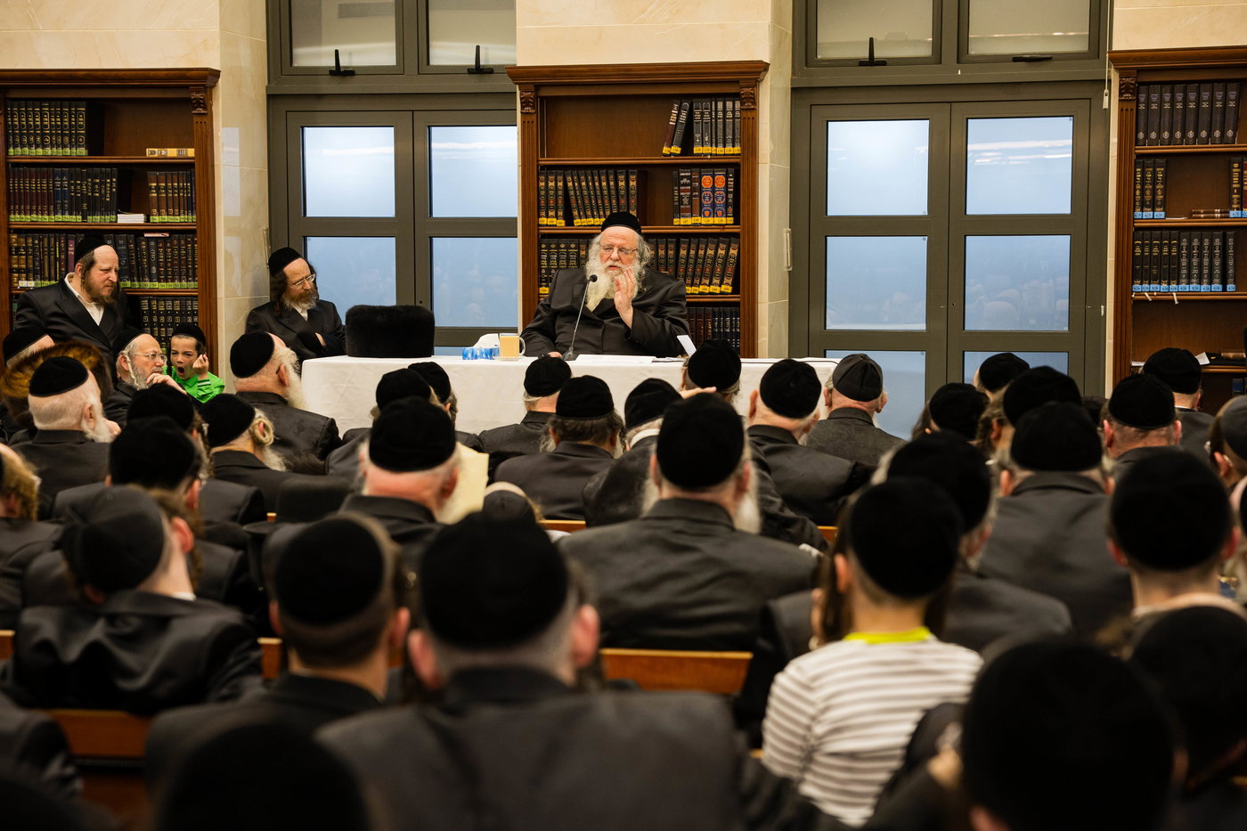 הגר"ש אלתר בשיעור חוה"מ פסח