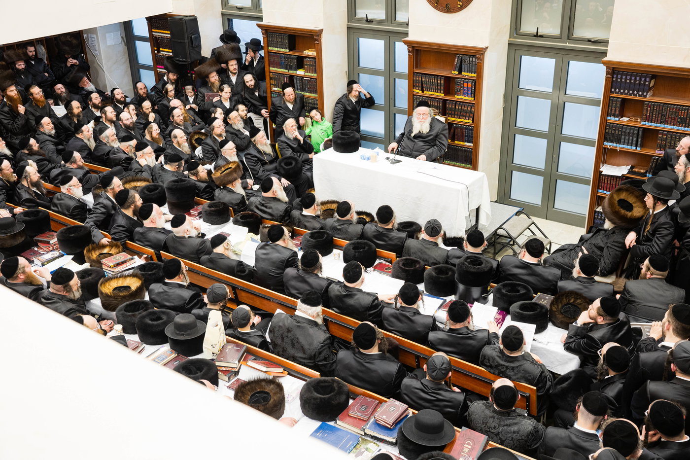 הגר"ש אלתר בשיעור חוה"מ פסח