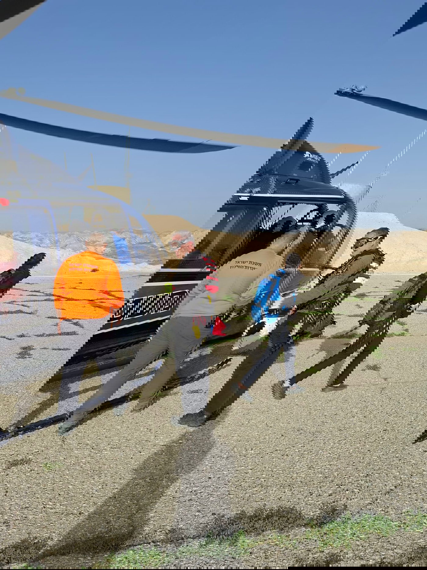 חילוץ הבחורים