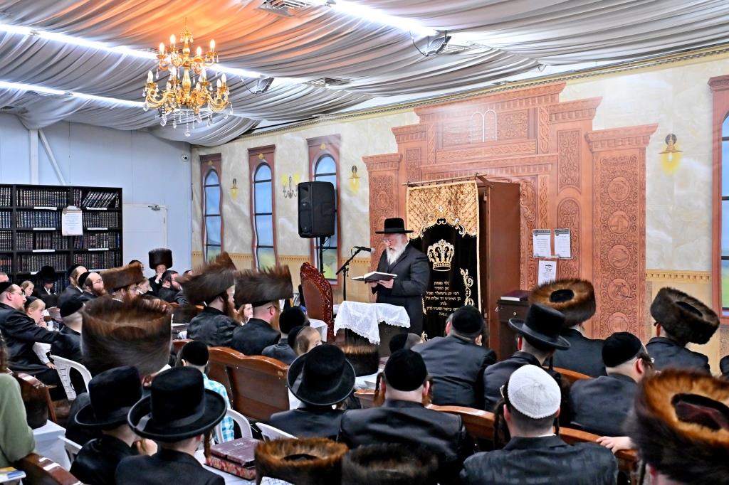 הגרחי"א לנדא בשיחה בביהמ"ד ספינקא בבית שמש