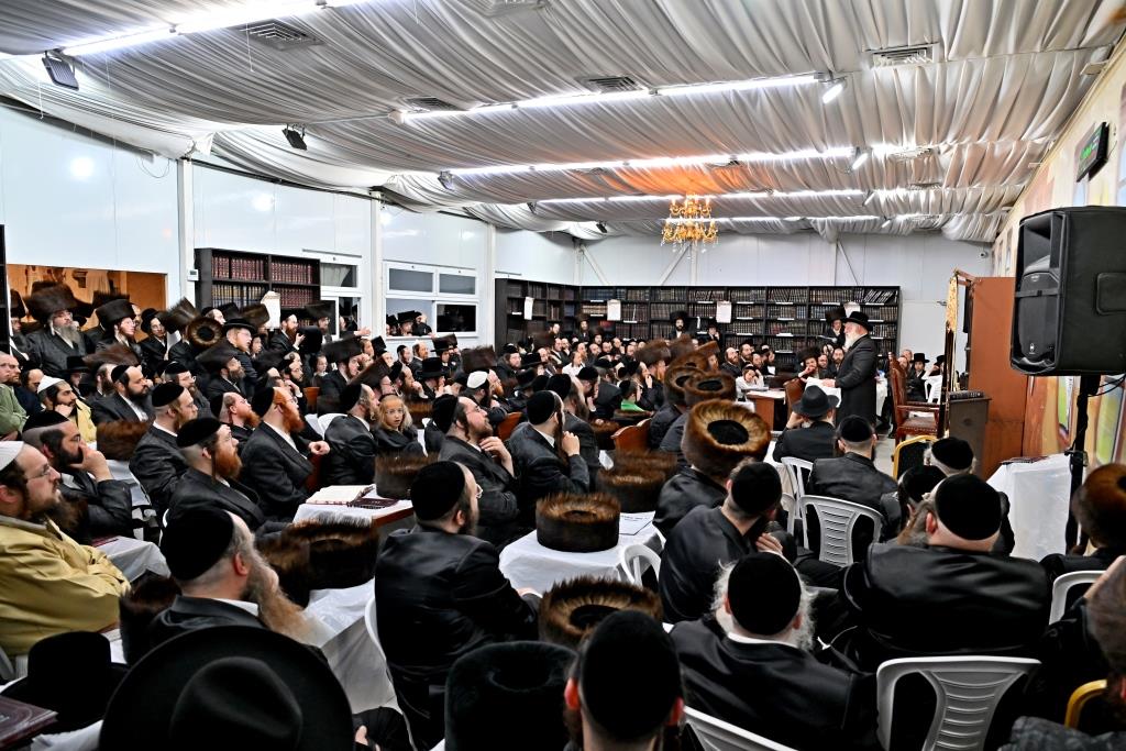 הגרחי"א לנדא בשיחה בביהמ"ד ספינקא בבית שמש