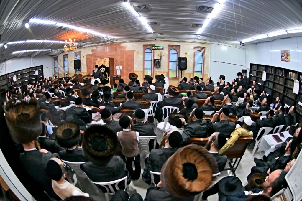 הגרחי"א לנדא בשיחה בביהמ"ד ספינקא בבית שמש