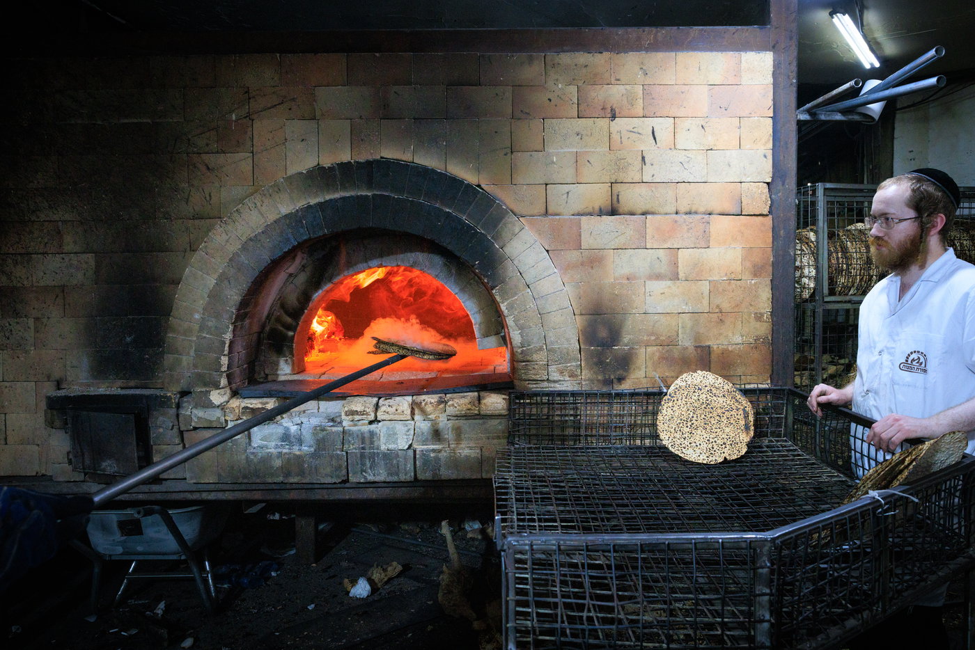 אפיית מצות בבני ברק