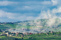 עשן עולה לאחר תקיפות בלבנון, אילוסטרציה