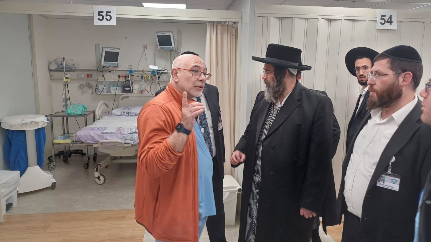 בסיור בחדרי לידה הממוגנים עם דר פלוטקין