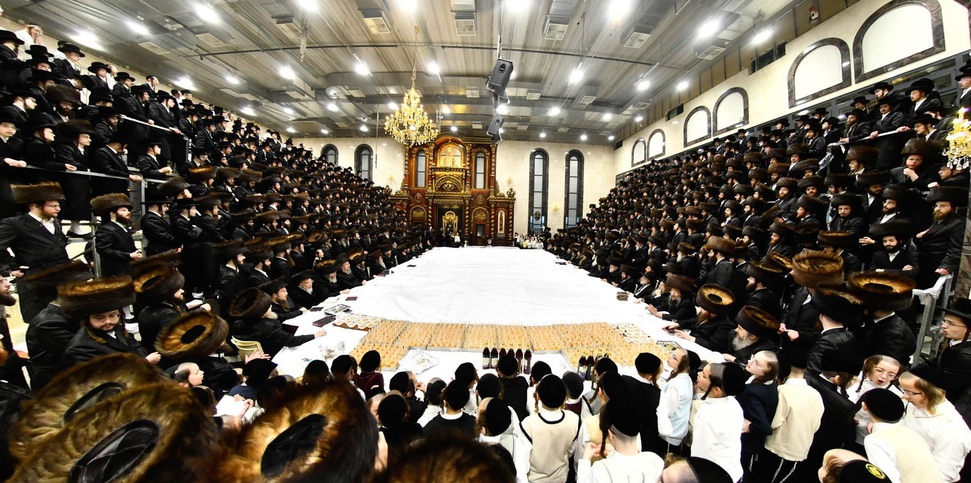 טיש נעילת החג פסח בדארג