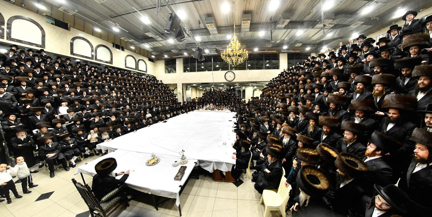 טיש נעילת החג פסח בדארג