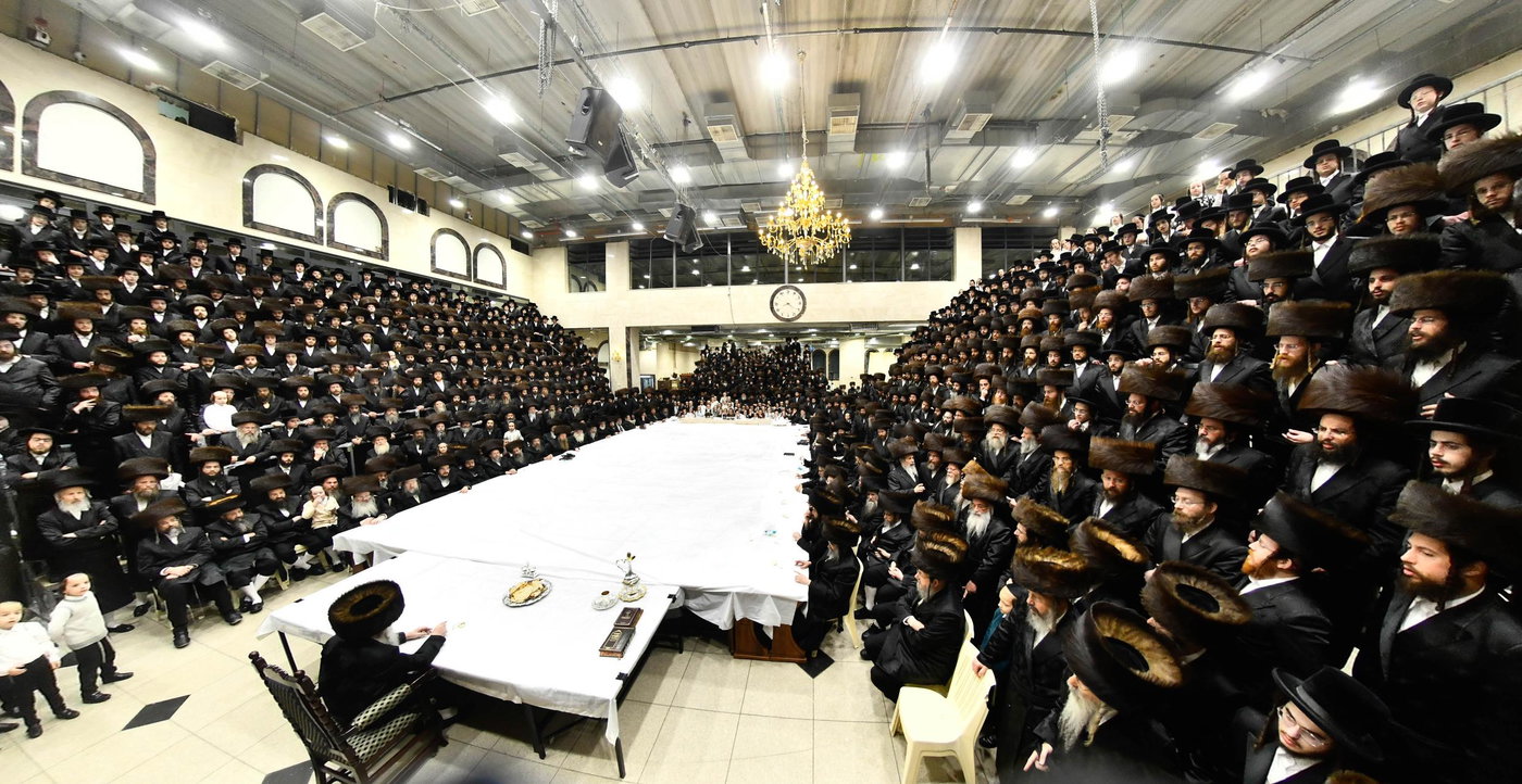 טיש נעילת החג פסח בדארג