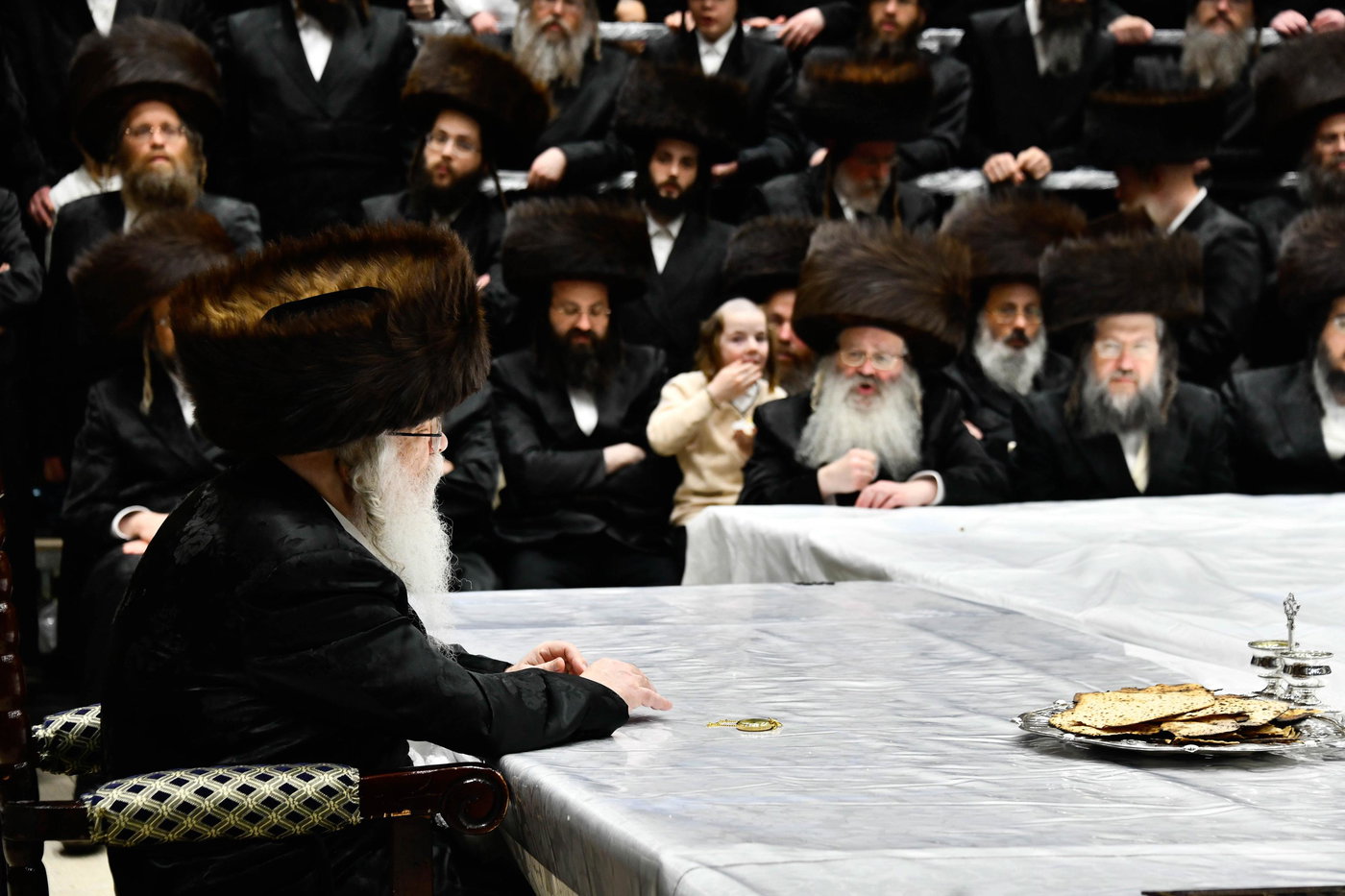 טיש נעילת החג פסח בדארג